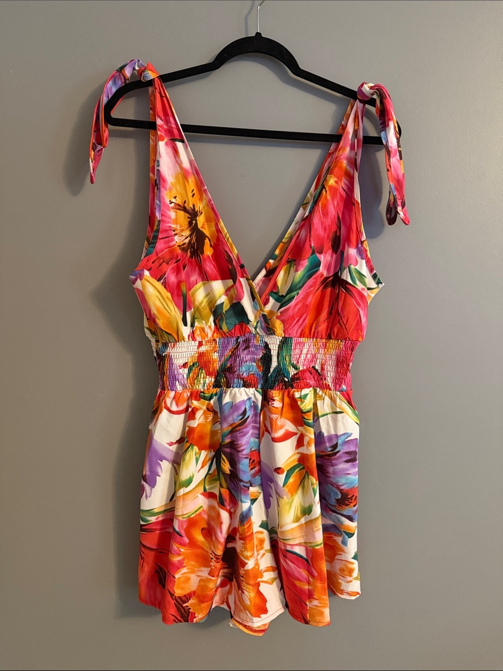 SHEIN Multicolor Floral Tie-Shoulder Romper
